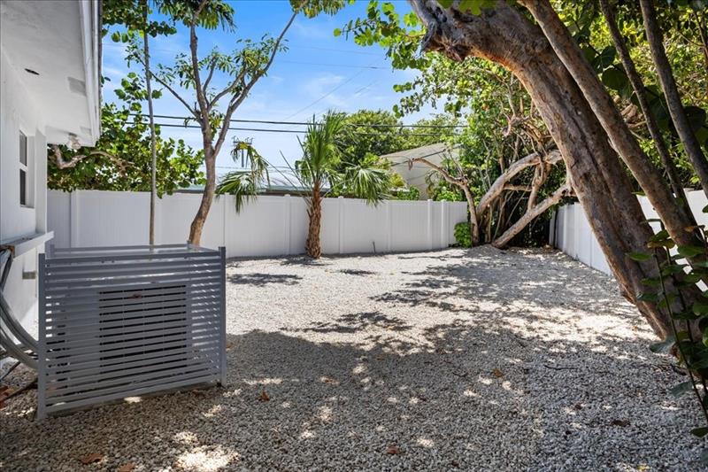 Image 36 of 39 For 1820 59th Ct