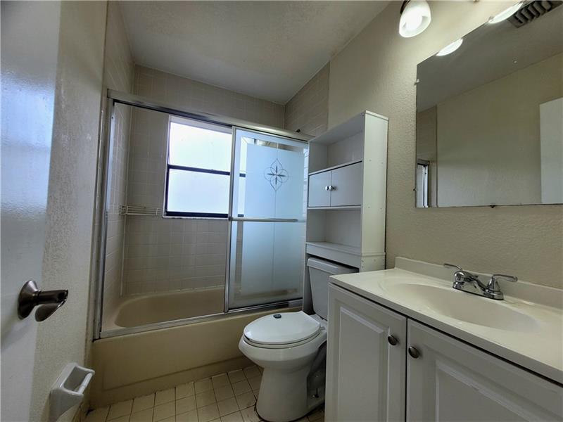 Image 11 of 20 For 11096 Royal Palm Blvd  11096