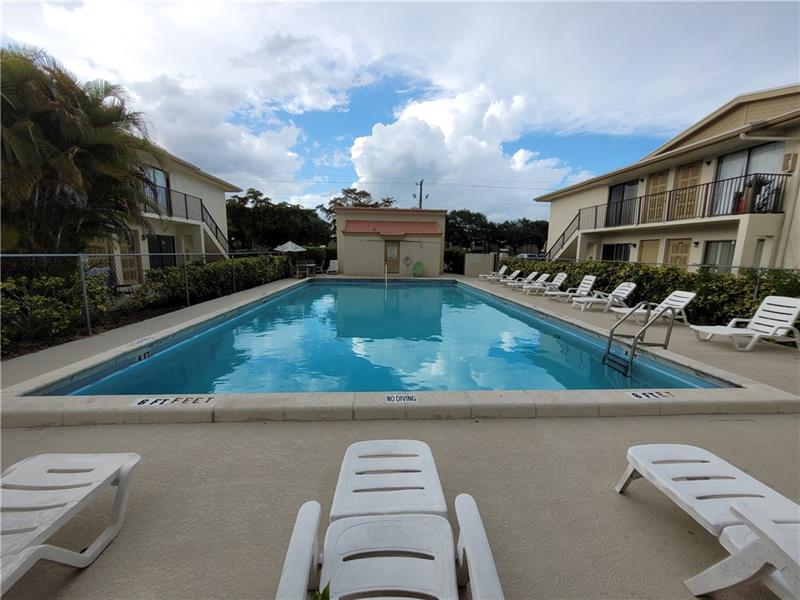 Image 12 of 20 For 11096 Royal Palm Blvd  11096