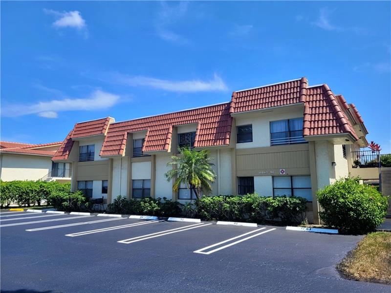 Image 18 of 20 For 11096 Royal Palm Blvd  11096
