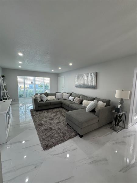 Details for 6379 Bay Club Dr  2, Fort Lauderdale, FL 33308