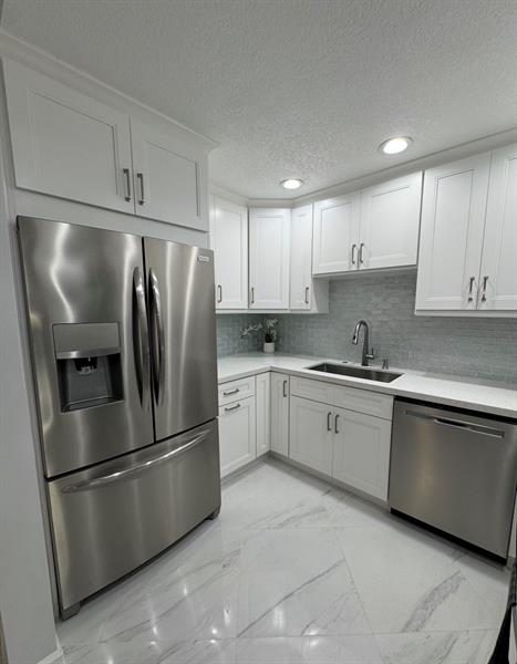 Image 9 of 21 For 6379 Bay Club Dr  2