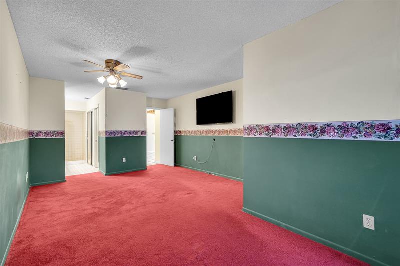 Image 14 of 25 For 14980 Durham Ln