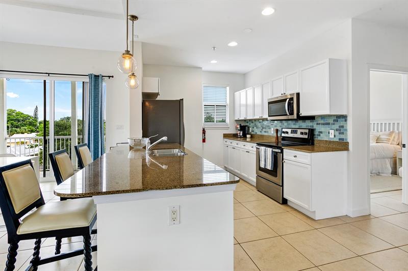 Image 11 of 39 For 3960 Flagler Drive  306