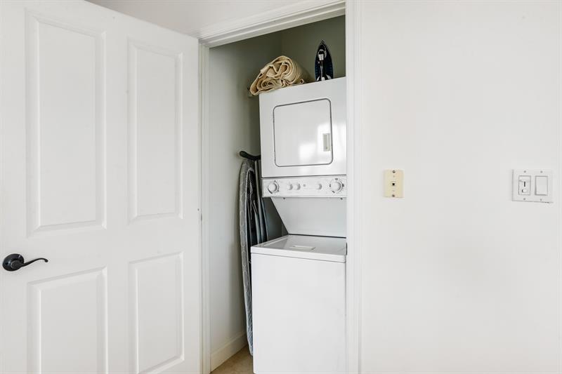Image 17 of 39 For 3960 Flagler Drive  306