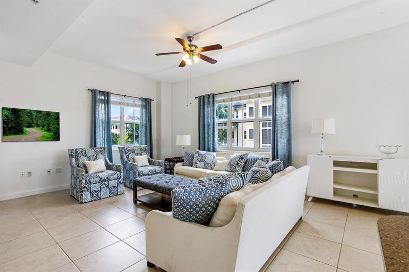 Image 5 of 39 For 3960 Flagler Drive  306