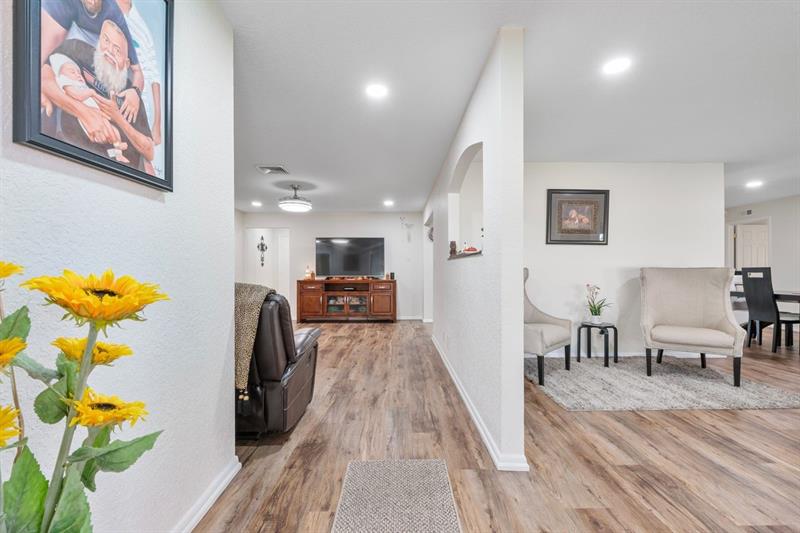 Image 22 of 55 For 11886 24th St