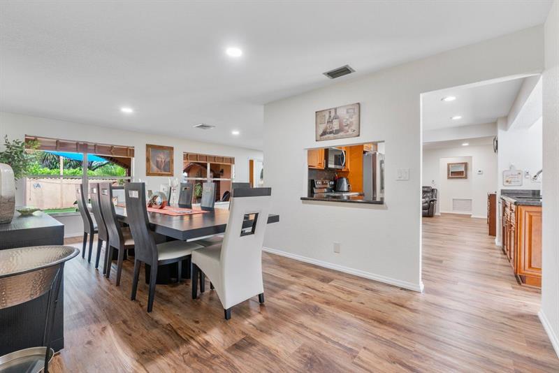Image 27 of 55 For 11886 24th St