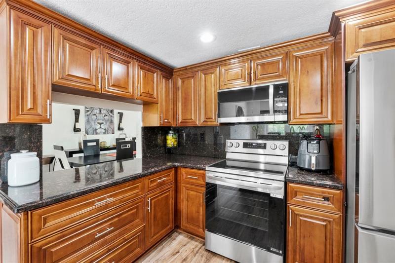Image 37 of 55 For 11886 24th St