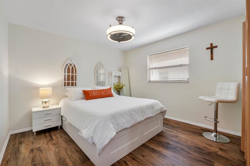 Image 44 of 55 For 11886 24th St