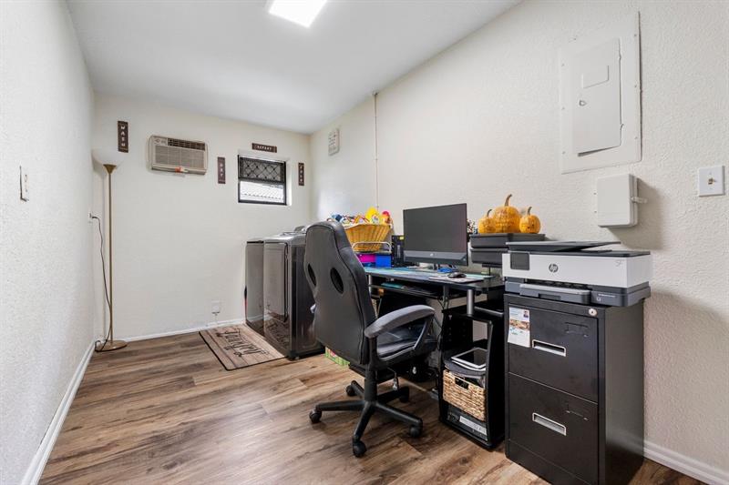 Image 45 of 55 For 11886 24th St