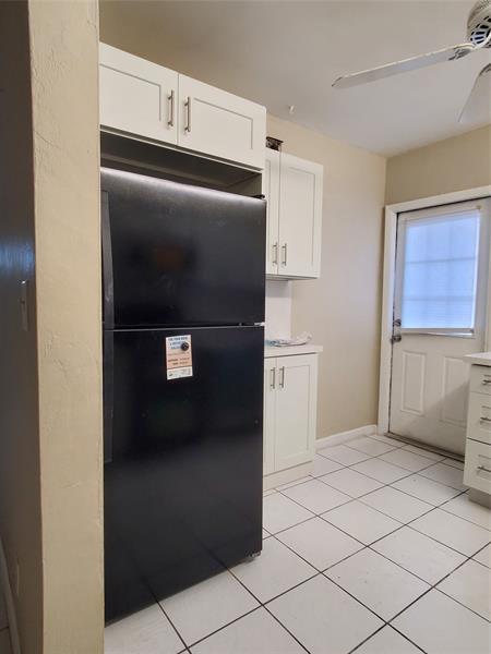 Image 8 of 25 For 123 17th St  