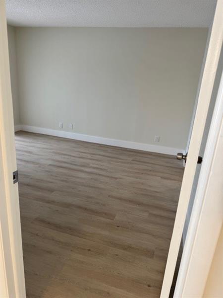 Image 7 of 18 For 2320 Cypress Bend Dr  201