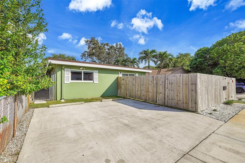Details for 513 15th St  B, Fort Lauderdale, FL 33315