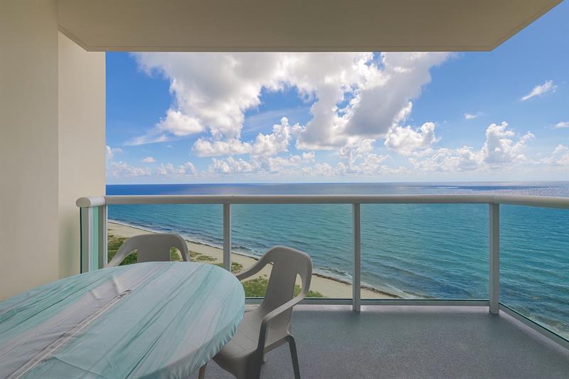 Image 19 of 25 For 6000 Ocean Blvd  15b