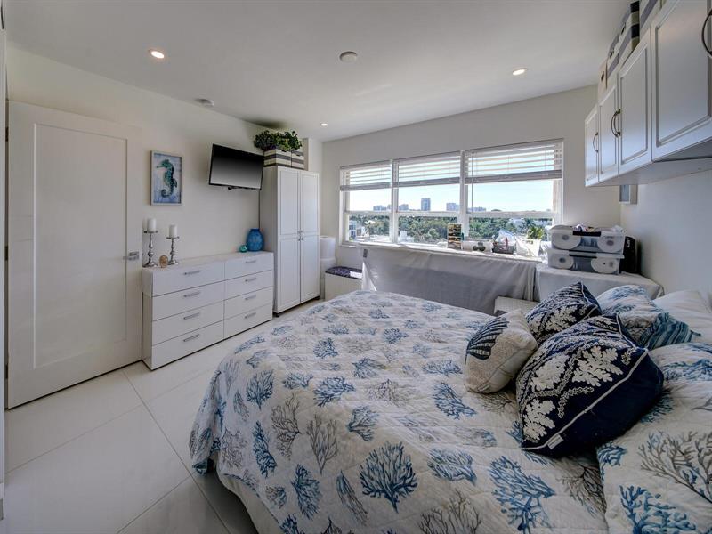 Image 14 of 29 For 2500 Las Olas Blvd  707
