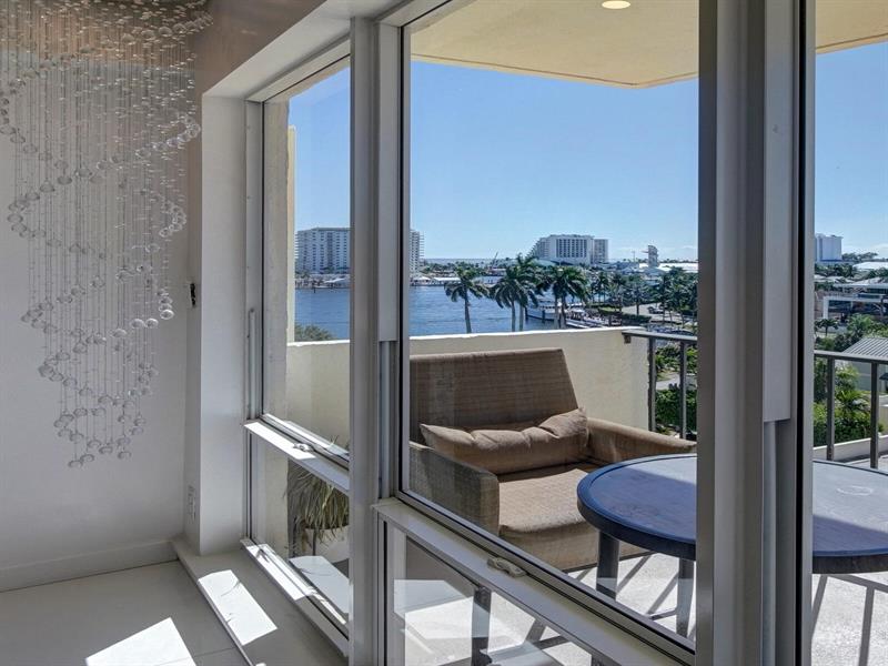 Image 19 of 29 For 2500 Las Olas Blvd  707