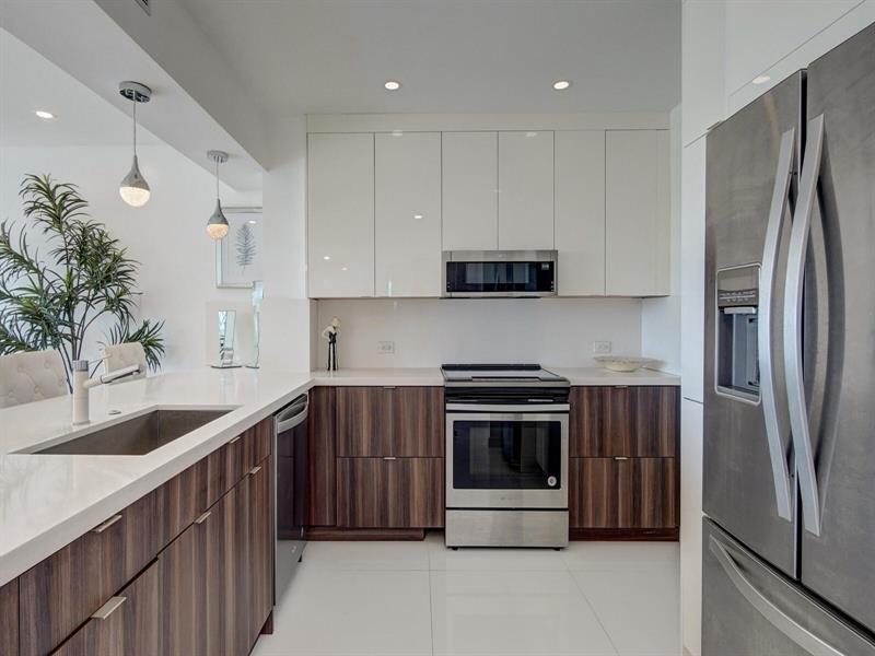 Image 4 of 29 For 2500 Las Olas Blvd  707