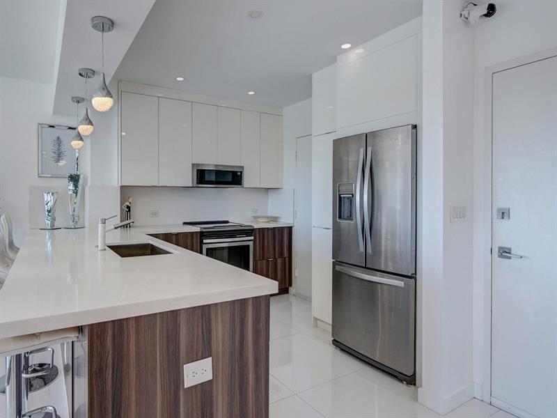 Image 5 of 29 For 2500 Las Olas Blvd  707