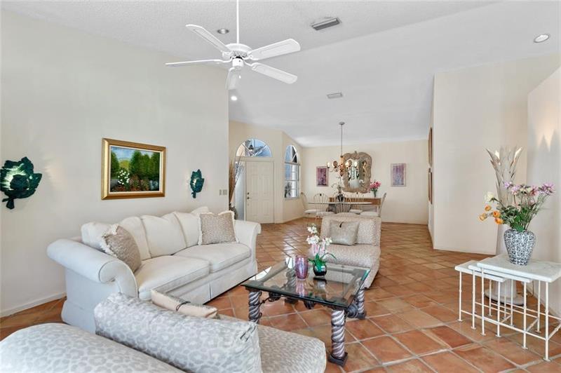 Details for 8170 Hampton Wood Dr, Boca Raton, FL 33433
