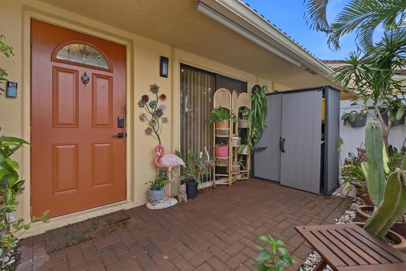 Image 28 of 42 For 6734 Bridlewood Ct  6734