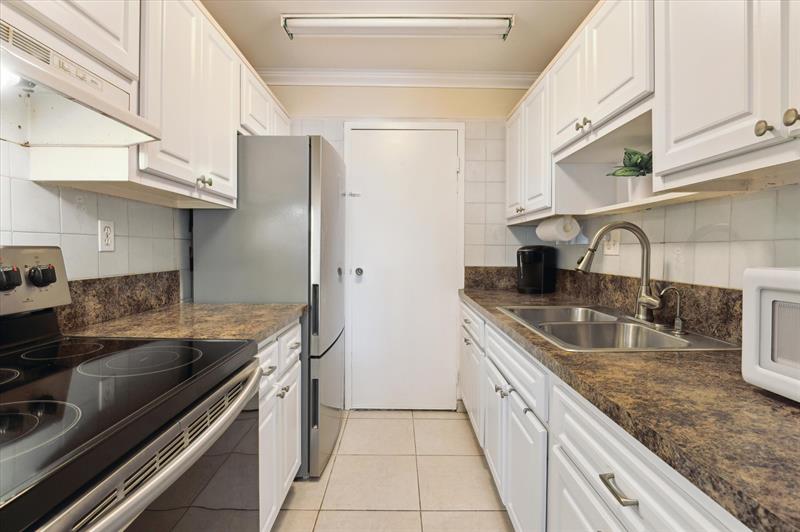 Image 4 of 12 For 720 Orton Ave  206