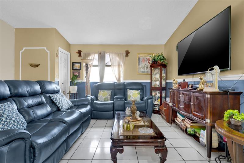 Image 10 of 30 For 7842 34 Ln  202