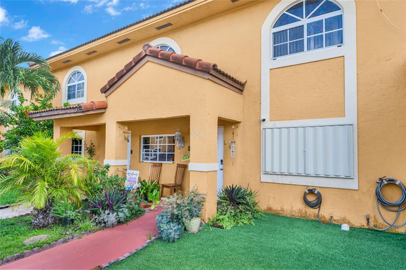 Image 3 of 30 For 7842 34 Ln  202