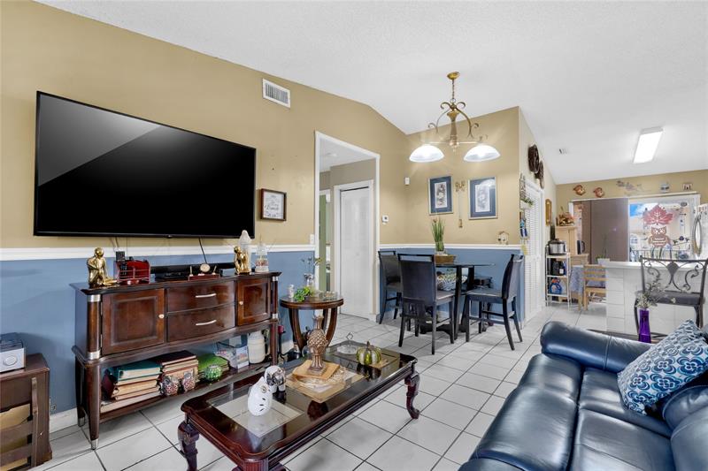 Image 5 of 30 For 7842 34 Ln  202