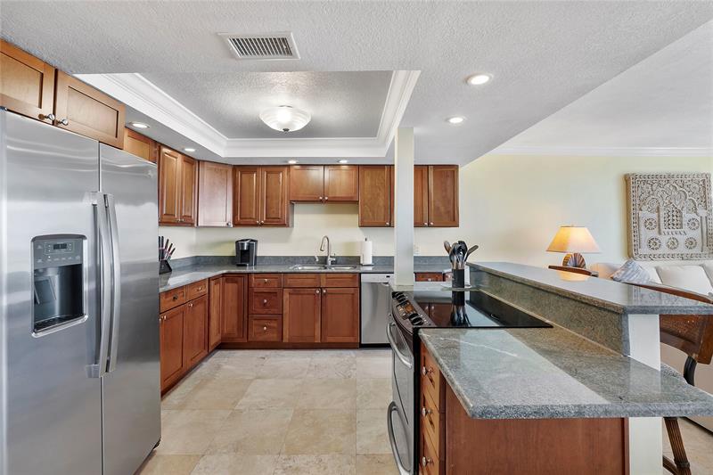 Image 17 of 60 For 2080 Hillsboro Blvd  407