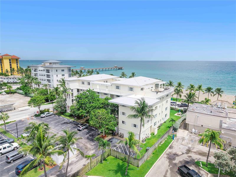 Image 55 of 60 For 2080 Hillsboro Blvd  407