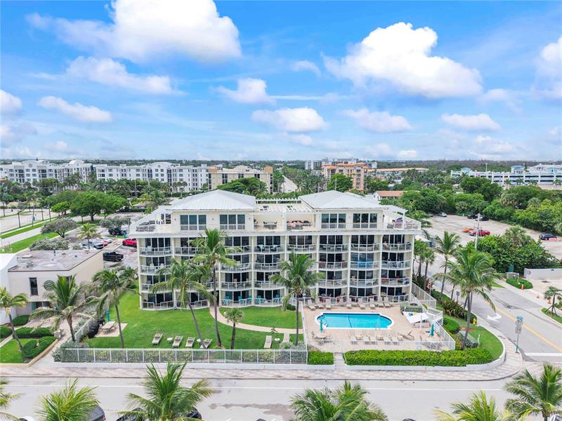 Image 58 of 60 For 2080 Hillsboro Blvd  407