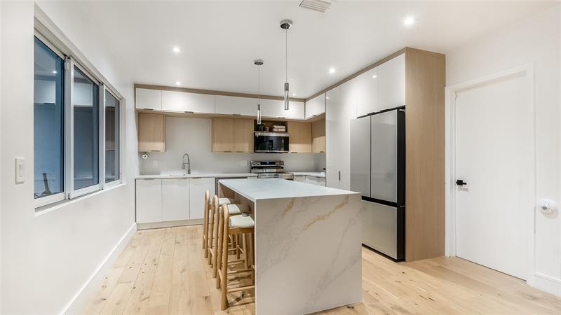 Image 4 of 51 For 7609 40th St