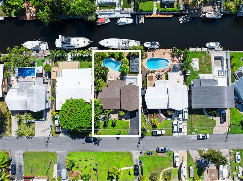 Image 13 of 56 For 2454 Tortugas Ln