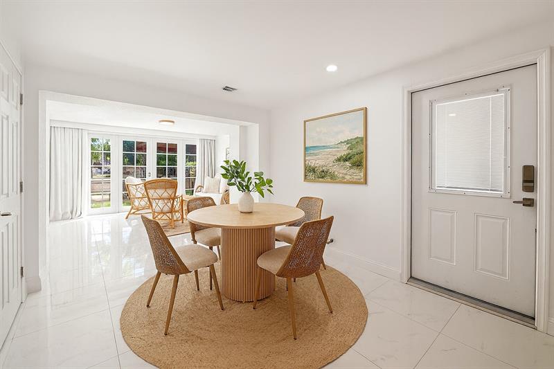 Image 19 of 56 For 2454 Tortugas Ln