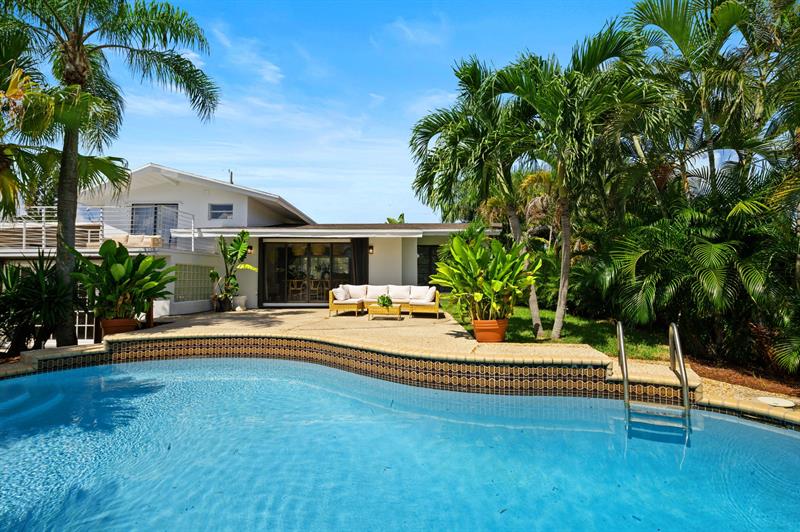 Image 31 of 56 For 2454 Tortugas Ln