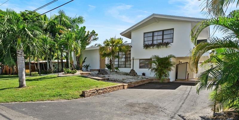 Image 38 of 56 For 2454 Tortugas Ln