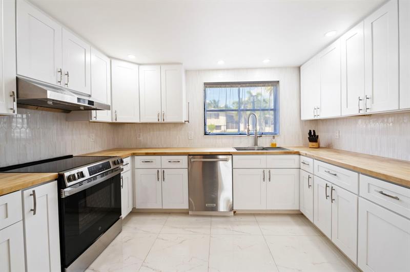 Image 47 of 56 For 2454 Tortugas Ln