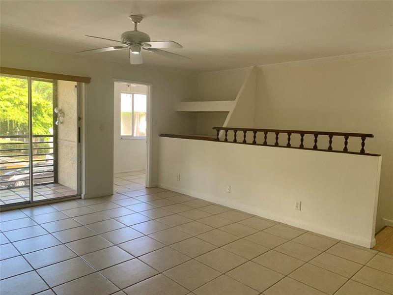 Image 7 of 18 For 103 Gardens Dr  202