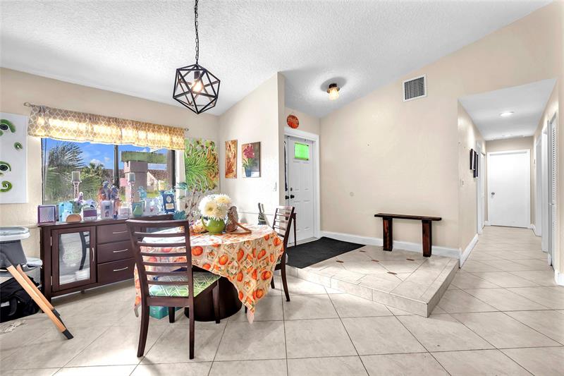 Image 16 of 32 For 8621 46th Ct