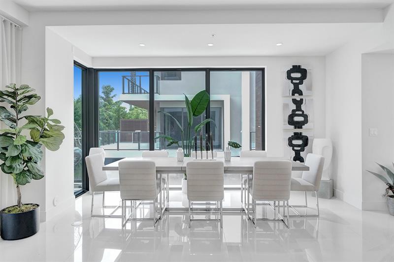Image 12 of 59 For 3040 Ocean Blvd  N106