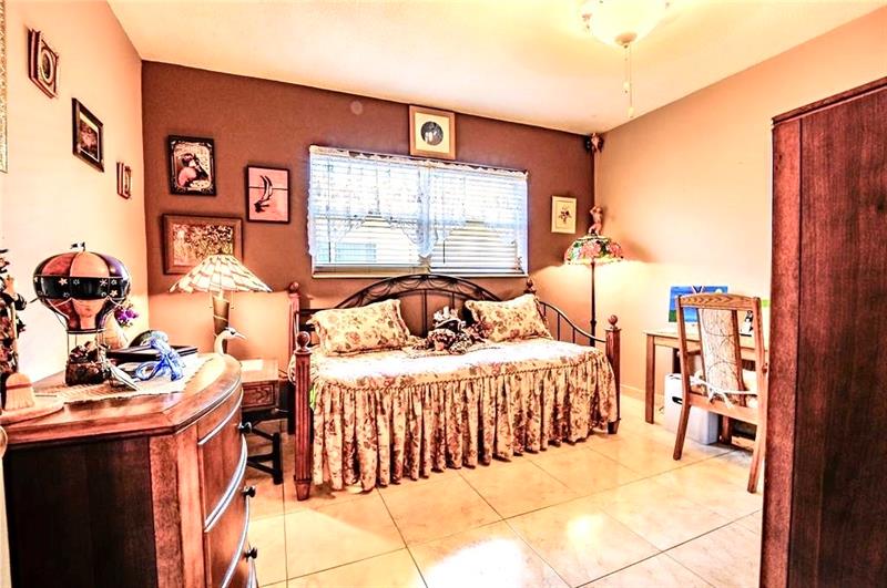 Image 12 of 17 For 1455 12th Ct  2b