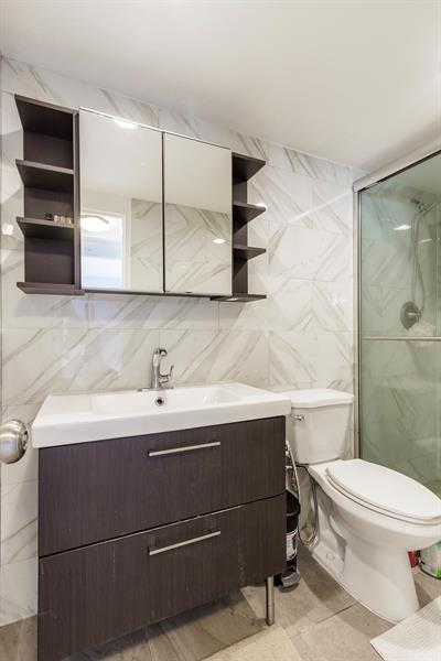 Image 11 of 21 For 3801 Ocean Dr  10s