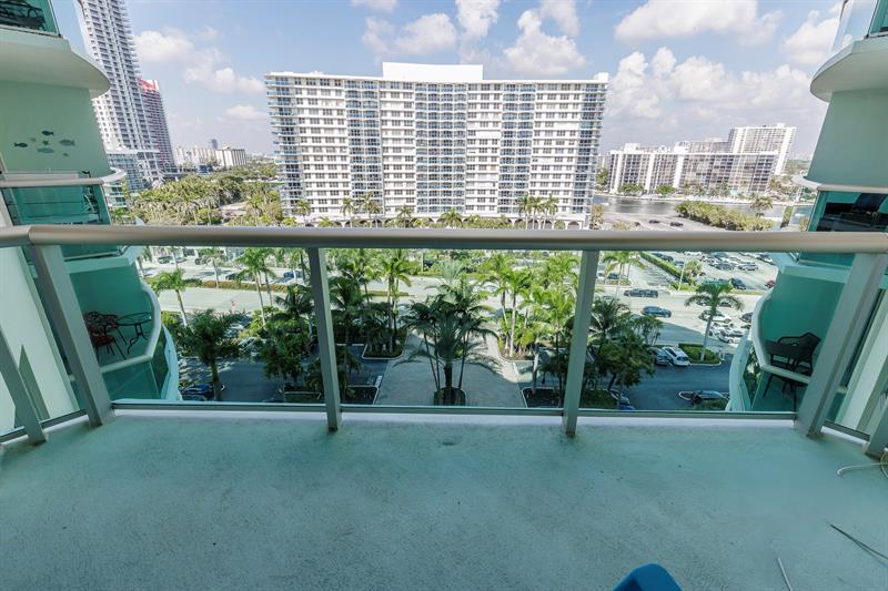 Image 16 of 21 For 3801 Ocean Dr  10s