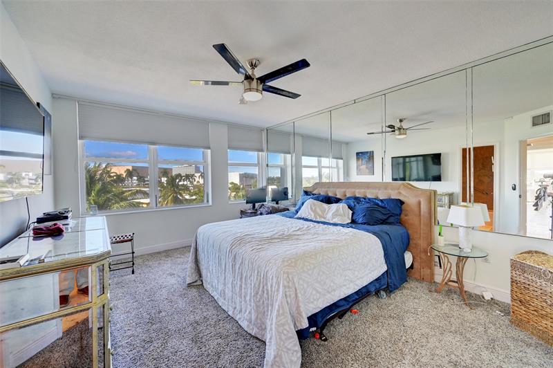 Image 11 of 19 For 888 Intracoastal Dr  4f