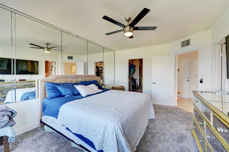 Image 12 of 19 For 888 Intracoastal Dr  4f