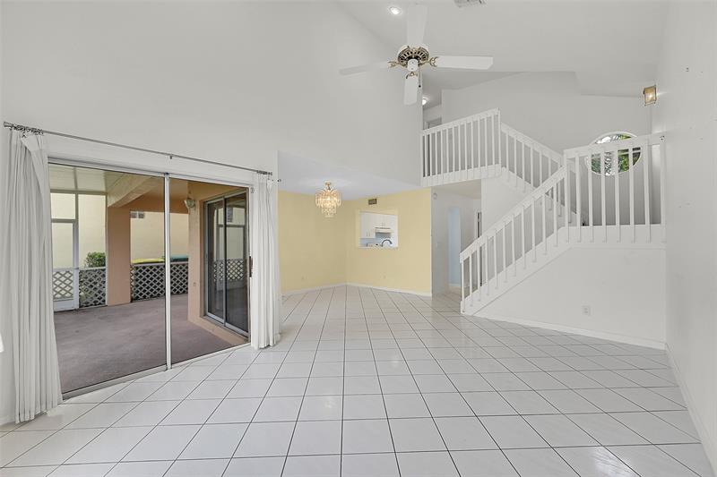 Image 8 of 41 For 1046 6th Ave