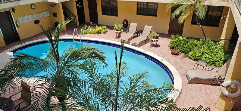 Image 16 of 17 For 917 16th Ave  #6