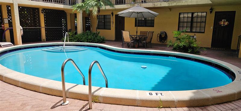 Image 17 of 17 For 917 16th Ave  #6