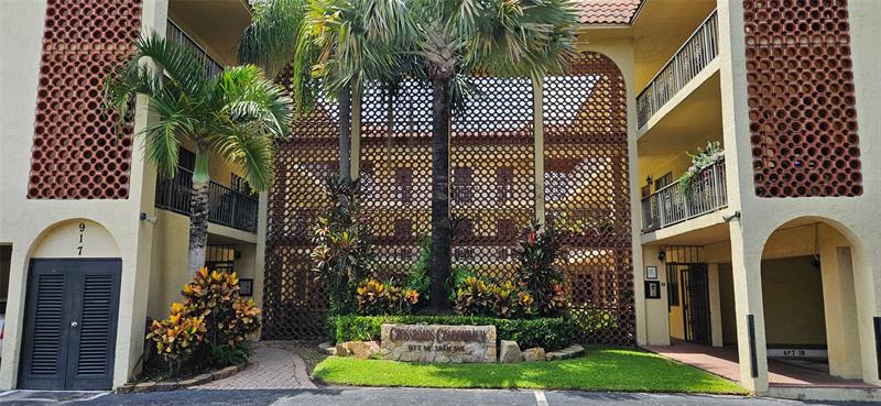 Image 3 of 17 For 917 16th Ave  #6